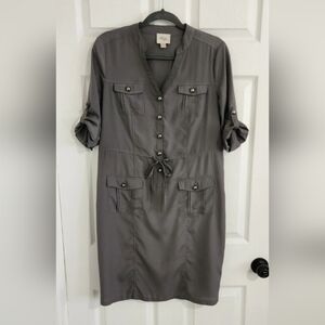 Beige By Eci Dress Size 8 Mid-Length Adjustable Waist Office Vaca Lightweight